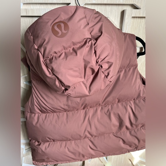 NWT Lululemon Roasted Brown Wunder Puff Cropped Vest, size 6 | NWT - Picture 4 of 5